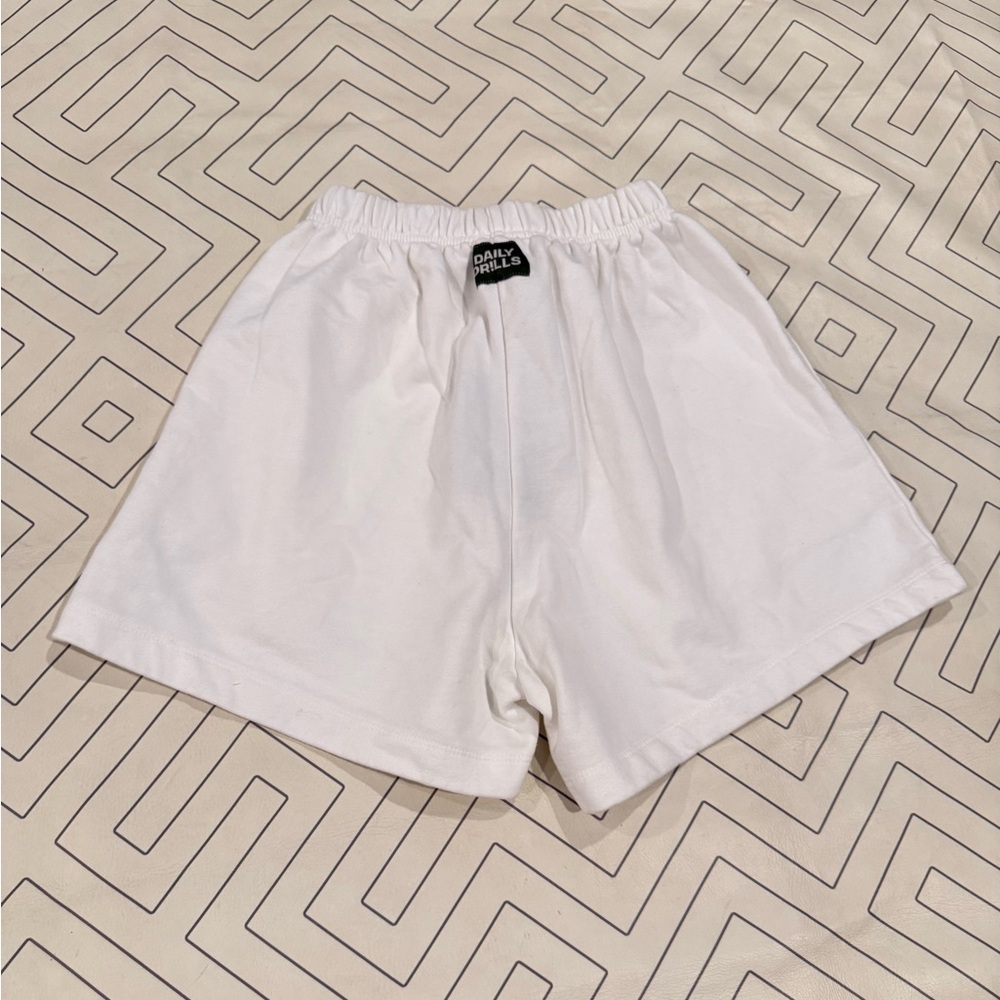 NWT Daily Drills White Shorts - Picture 11 of 12